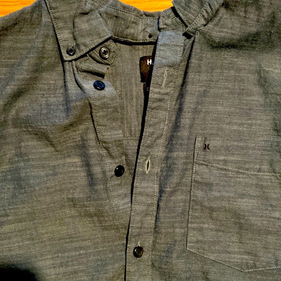 Forest green button down Hurley polo. - Picture 1 of 1